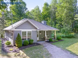 Image of Blue Bear Cottage at Simple Life Rentals