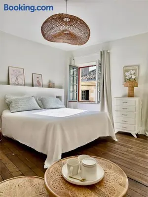 Image of Le Clos Notre Dame hôtel particulier hypercentre Poitiers