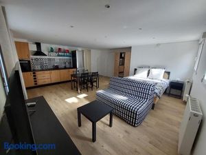Image of Big studio near Paris and Eurodisney
