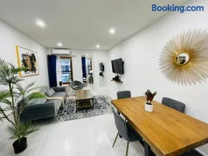 Image of 78-3A Luxury BRAND NEW Modern 1BR W&D
