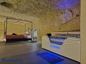 Image of Troglodyte Loft