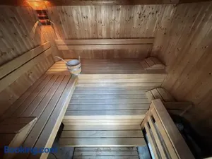 Image of Winter Oase Beheizter Whirlpool Sauna und Kamin