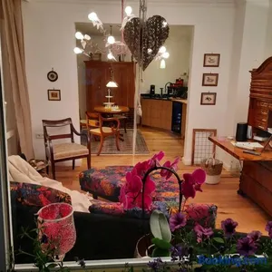Image of Unter der Linde 1