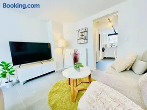 Image of aday - Charming Studio close to the Football Stadium