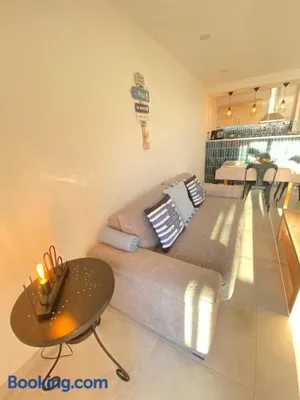 Image of Somptueux appartement rénové en bord de mer