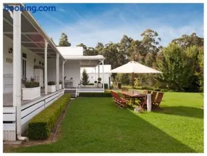 Image of Warrane- LUXURY ESTATE WITH POOL & GUESTHOUSE