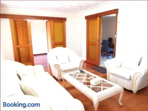 Image of Charming Three-Bedroom Holiday Home Near Werribee Park