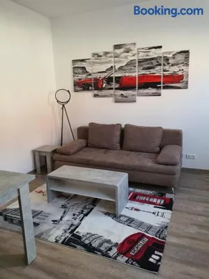Image of modern und mittendrin, das ist Monty