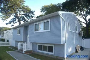 Image of Brand new 3 bedroom apt close to all