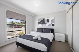 Image of Bendigo Signature Accommodation on Averys