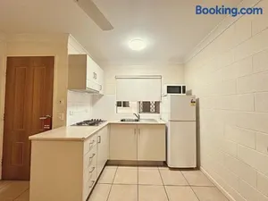 Image of Neat 1BR - AC & Parking