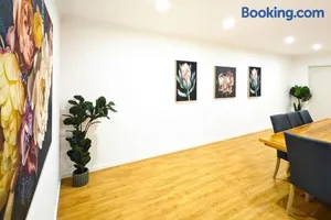 Image of Suburb best family house Melbourne east