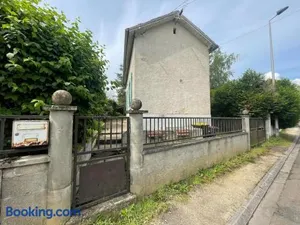Image of Maison proche stade de foot