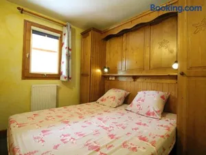 Image of Appartement Duplex 10-12 Pers. avec Balcon, à 20m des Pistes - Val Cenis - FR-1-508-69
