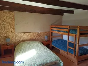 Image of Gîte Authentique pour 6 Pers. avec Cheminée à Proximité de Vittel et Activités Nature - FR-1-589-427