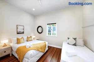 Image of Kin Kin Farm House - Pets Allowed