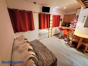 Image of STUDIO CHALEUREUX aux pieds des pistes de ski des Glovettes