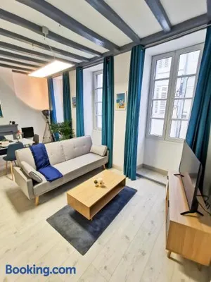 Image of Appartement Ma Douce Charente - Superbe T3 Design et Fonctionnel - Hyper Centre à Saintes