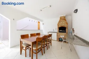 Image of Casa Espaçosa com piscina e área gourmet
