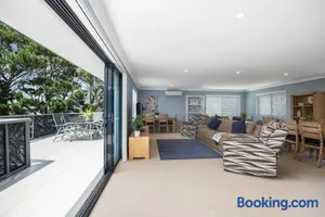 Image of Rennies Sands