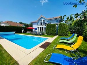 Image of Villa with Pool - Leon's Holiday Homes