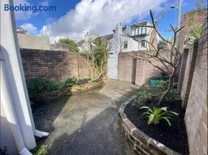 Image of Rear Garden Suite