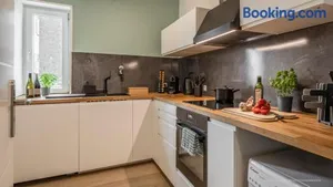 Image of FLAIR: stylisches Apartment - Netflix - BASF - Uni Mannheim