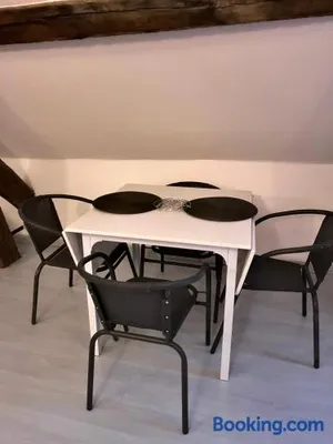 Image of Chablis: grand studio en plein centre ville