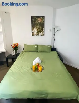 Image of Studio The Champs-Élysées