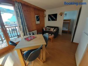 Image of Skis aux pieds dans un appartement cosy au coeur du Queyras
