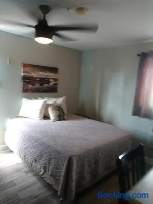 Image of Red Rock Motel and Dam Motel