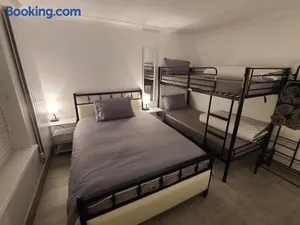 Image of RoomZ-GATWICK-LONDON-Airport Parking-Travel Service