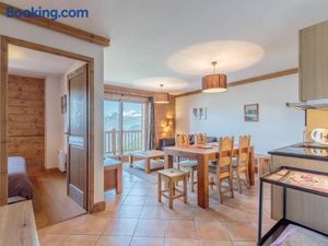 Image of Appartement ski aux pieds avec piscine et parking aux Arcs 1800 - FR-1-352-4