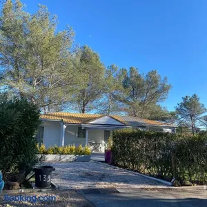 Image of Bungalow de luxe de 60m2 dans camping 5 étoiles