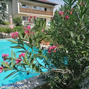 Image of Four Seasons Apartment "GREEN PARADISE"