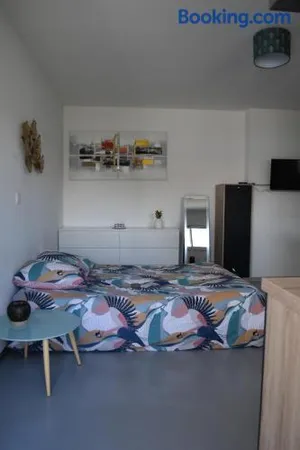 Image of Studio privatif tout équipé dans résidence de l'hôte