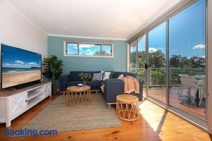 Image of Beach House Ocean Views in Batehaven