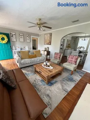 Image of Charming 3BR Minutes to Moody AFB, Downtown & VSU