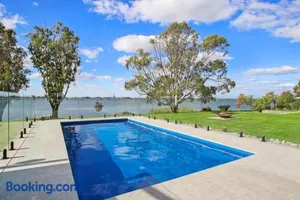 Image of Waterview Place Holiday House