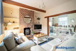 Image of The Cottage in Chester, Sleeps 6 with FREE Parking