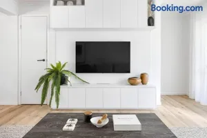 Image of Stylish Retreat, Little Cove