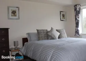 Image of Castell Cottages (Van Rd)