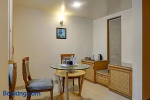 Image of Townhouse Oak Orchard Hotel