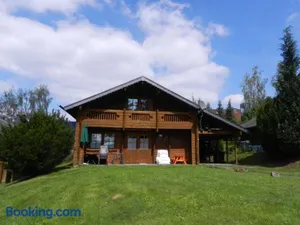 Image of EIFELCOTTAGE Family 9