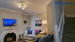 Image of Stylish 2 Bedroom Apartment, Leeds Centre + Free Parking