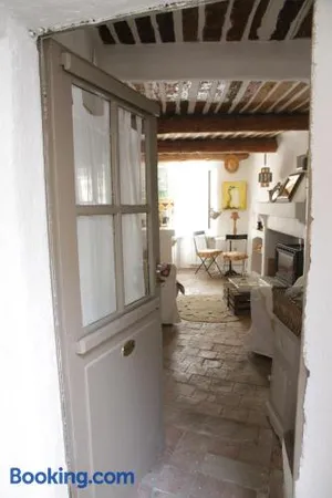 Image of LE PASSAGE