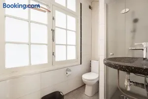 Image of New! Private Authentic Apartment In City Centre!