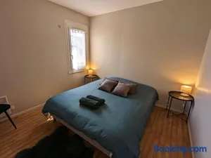 Image of Gîte 10 pers. avec jardin à 200m des commerces, proche Loire et forêt d'Orléans - FR-1-590-281