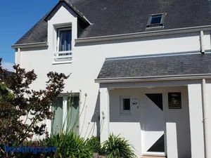 Image of Maison cosy à Guérande, proche cité médiévale, avec jardin, terrasse, fibre et home cinéma. - FR-1-306-970
