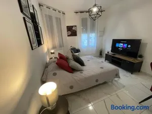 Image of Le Dolce Vita - Centre historique, proche toutes commodités, stationnement aisé, Wifi-Netflix